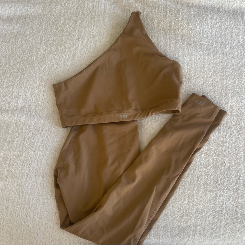 Set Active bra + leggings in Rocky